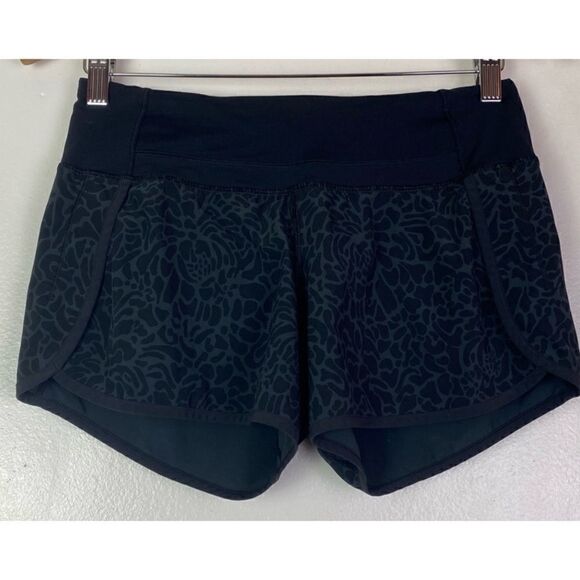 Lululemon Run Times Short *4-way Stretch
Petal Camo Printed Black Deep Coal Sz 4 - Picture 5 of 8